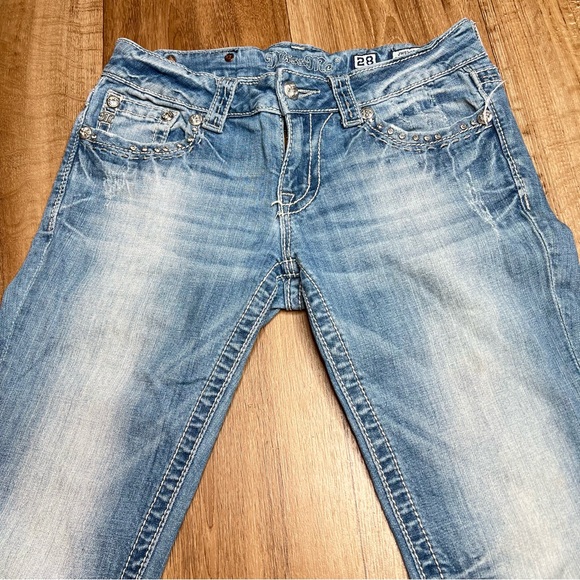 Miss Me Womens Denim Jeans Embroidered Bling Size 28X32 JW5180B12 Boot Cut - Picture 3 of 9